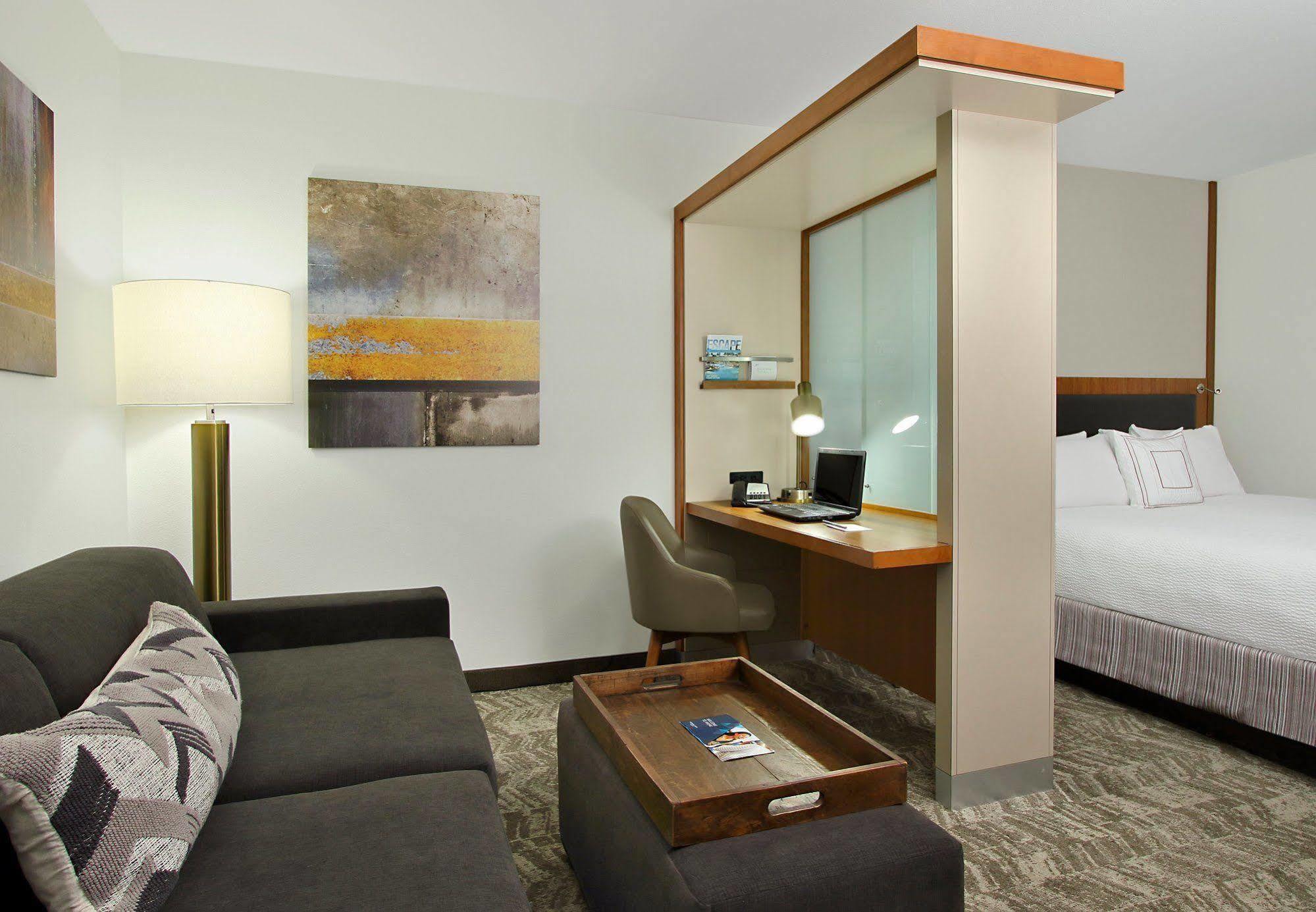 สปริงฮิลล์ สวีท มาเดรา Hotel ภายนอก รูปภาพ